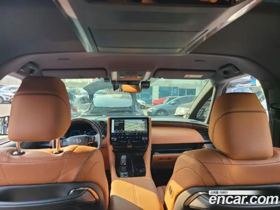 Toyota Alphard 2024 2.5 Автомат в Москве № 609916, фото 8