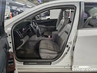 Toyota Camry 2013 2.5 Автомат в Москве № 609938, миниатюра 11