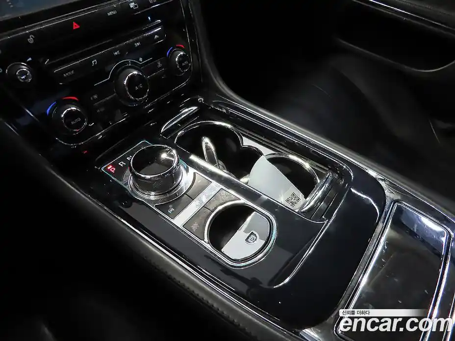 Jaguar XJ 2012 3.0 Автомат в Москве № 610861, фото 11