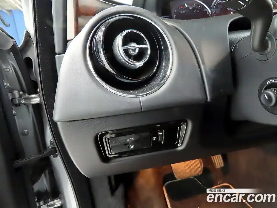 Jaguar XJ 2012 3.0 Автомат в Москве № 610861, фото 13