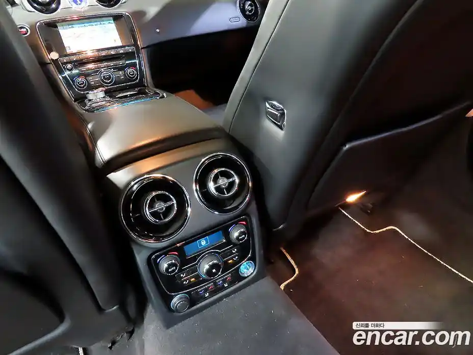 Jaguar XJ 2012 3.0 Автомат в Москве № 610861, фото 14