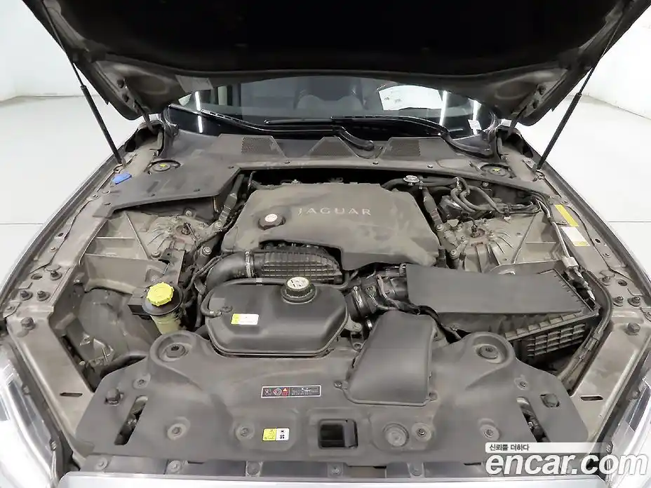 Jaguar XJ 2012 3.0 Автомат в Москве № 610861, фото 18