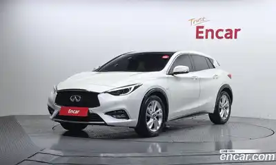 Infiniti Q30, 2019