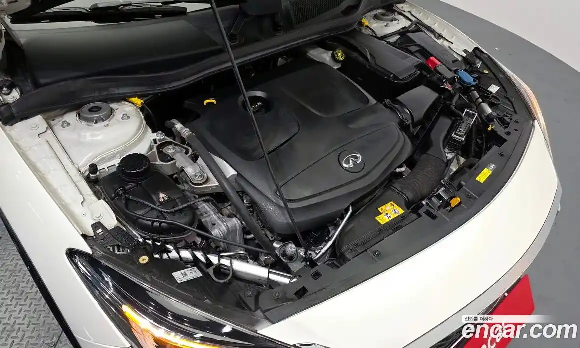 Infiniti Q30 2019 2.0 Автомат в Москве № 610925, фото 6