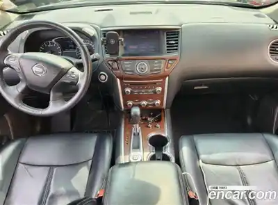 Nissan Pathfinder 2017 3.5 Автомат в Москве № 611371, миниатюра 9