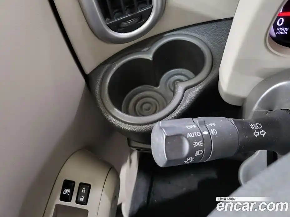 Nissan Cube 2011 1.8 Автомат в Москве № 611372, фото 15