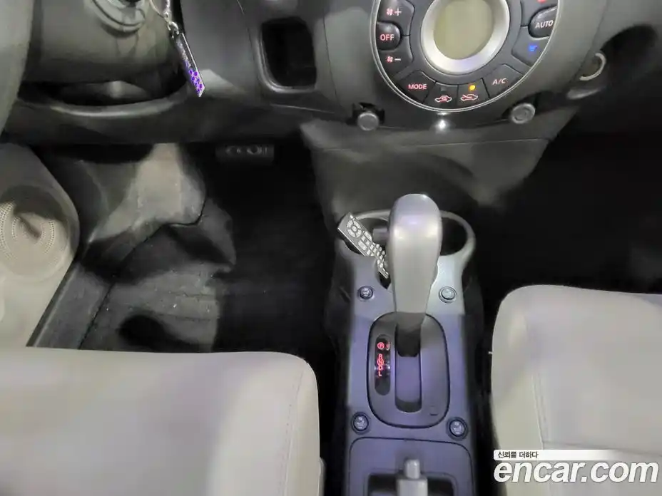 Nissan Cube 2011 1.8 Автомат в Москве № 611372, фото 10