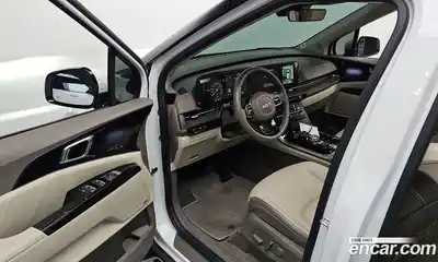 Kia Canival 2023 3.5 Автомат в Москве № 613234, миниатюра 10