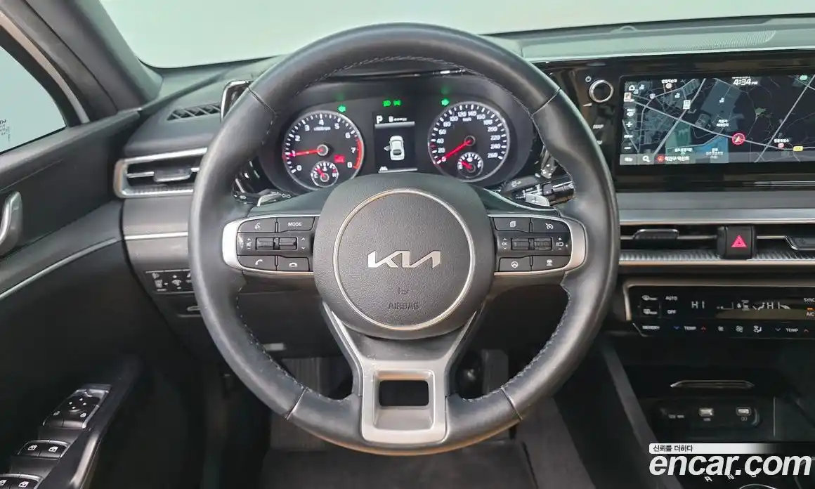 Kia K5 2023 2.0 Автомат в Москве № 613252, фото 14