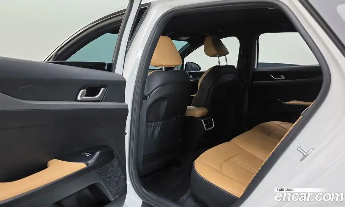 Kia K5 2023 2.0 Автомат в Москве № 613252, фото 18