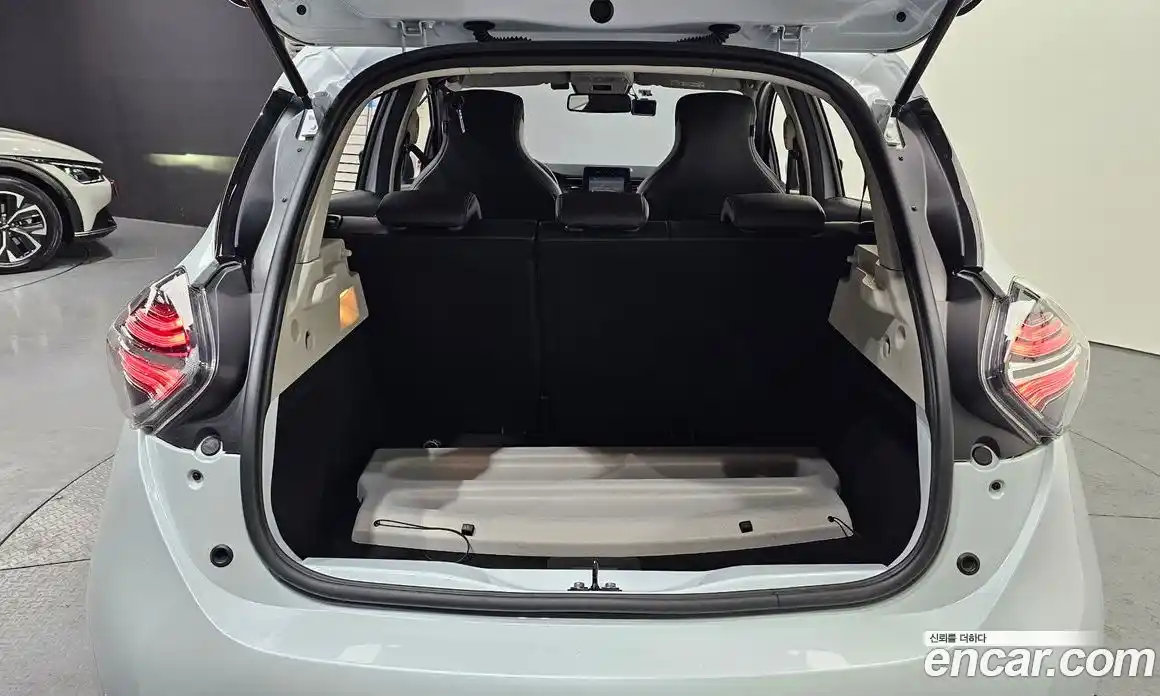 Renault Zoe 2021 0.2 Автомат в Москве № 613782, фото 19