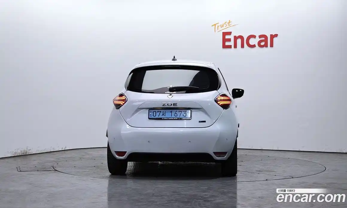 Renault Zoe 2021 0.2 Автомат в Москве № 613782, фото 3