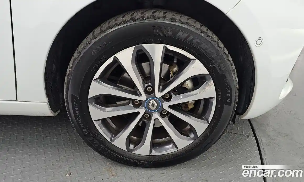 Renault Zoe 2021 0.2 Автомат в Москве № 613782, фото 4