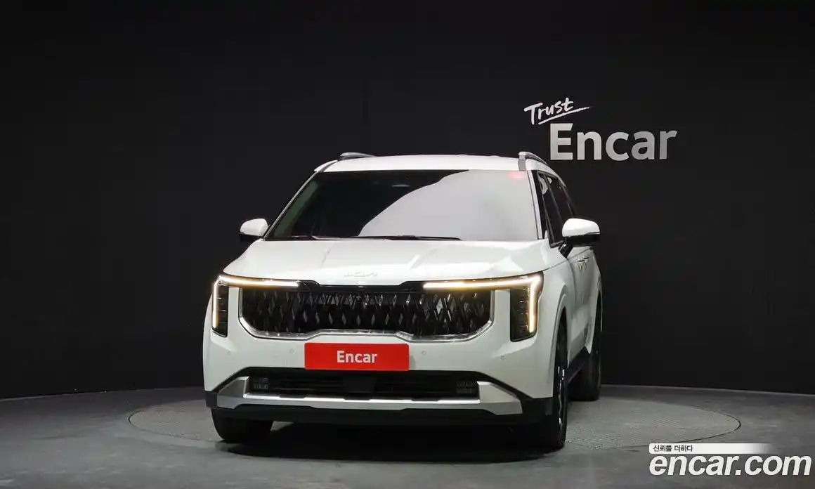 Kia Canival 2024 1.6 Автомат в Москве № 614097, фото 3