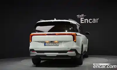 Kia Canival 2024 1.6 Автомат в Москве № 614097, миниатюра 4