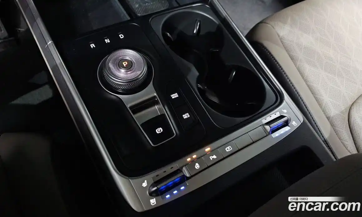 Kia Canival 2024 1.6 Автомат в Москве № 614097, фото 9