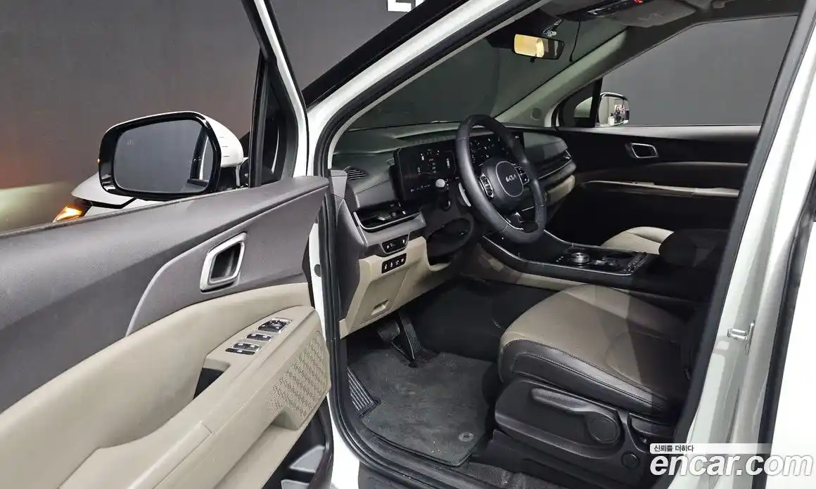 Kia Canival 2024 1.6 Автомат в Москве № 614097, фото 10