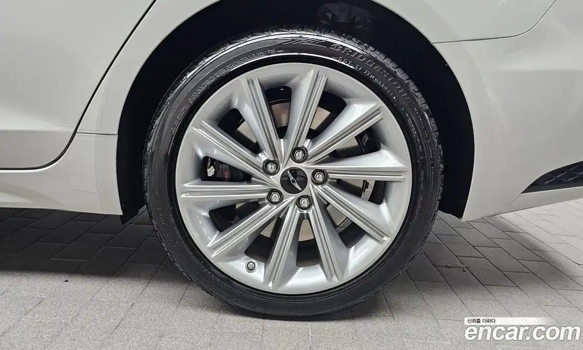 Genesis G70 2024 2.5 Автомат в Москве № 614474, фото 5