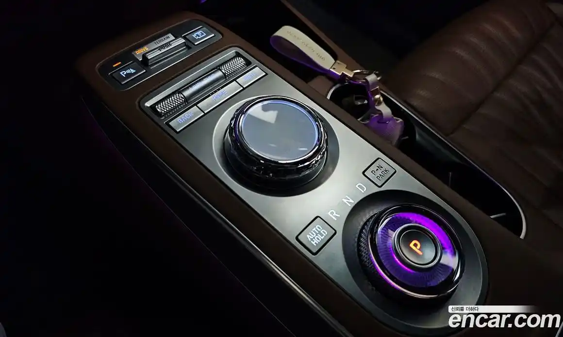 Genesis GV70 2021 2.5 Автомат в Москве № 614747, фото 9