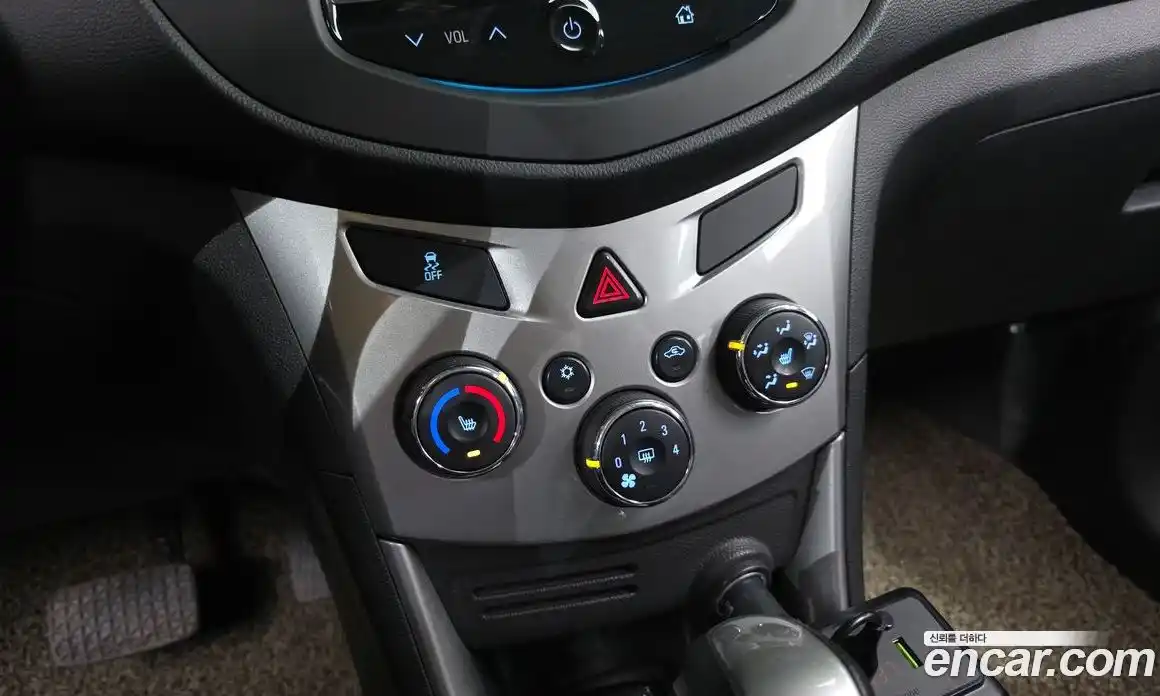 Chevrolet Trax 2015 1.4 Автомат в Москве № 615233, фото 17