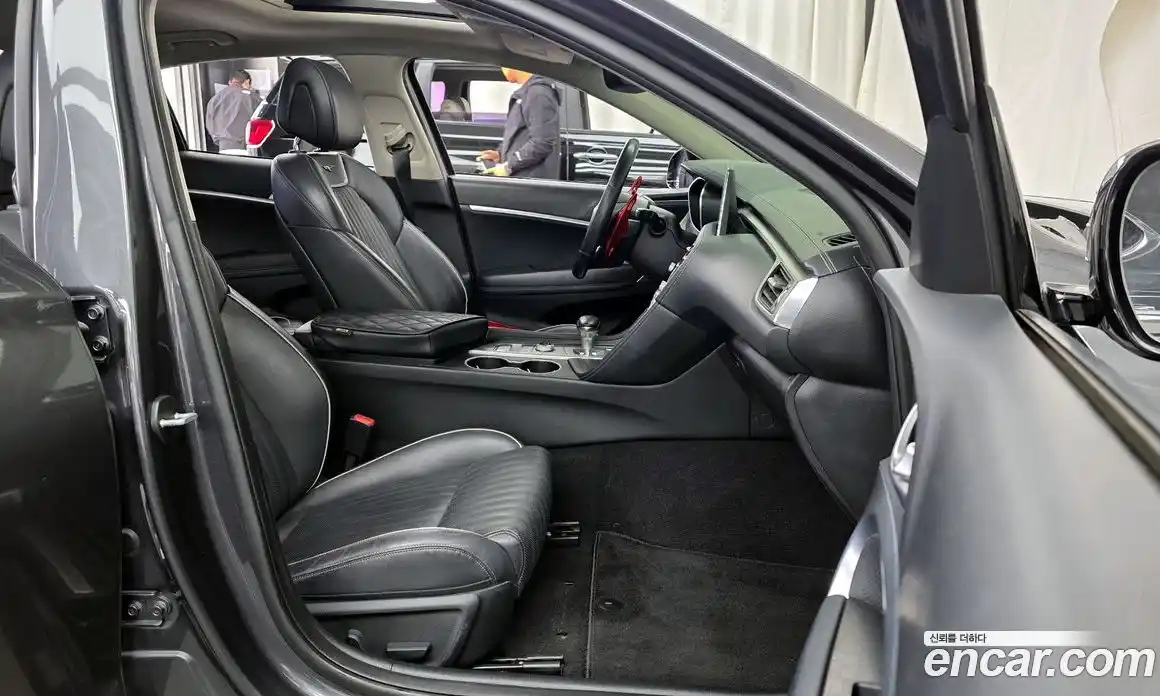 Genesis G70 2018 2.0 Автомат в Москве № 615709, фото 11