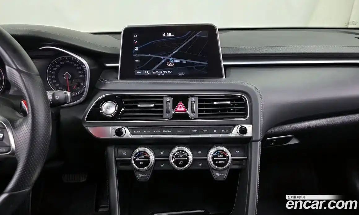 Genesis G70 2018 2.0 Автомат в Москве № 615709, фото 14