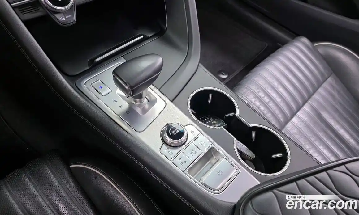 Genesis G70 2018 2.0 Автомат в Москве № 615709, фото 9