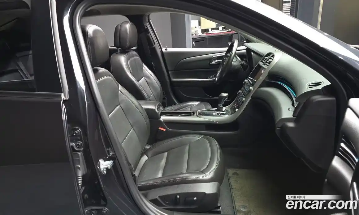 Chevrolet Malibu 2015 2.0 Автомат в Москве № 615976, фото 11