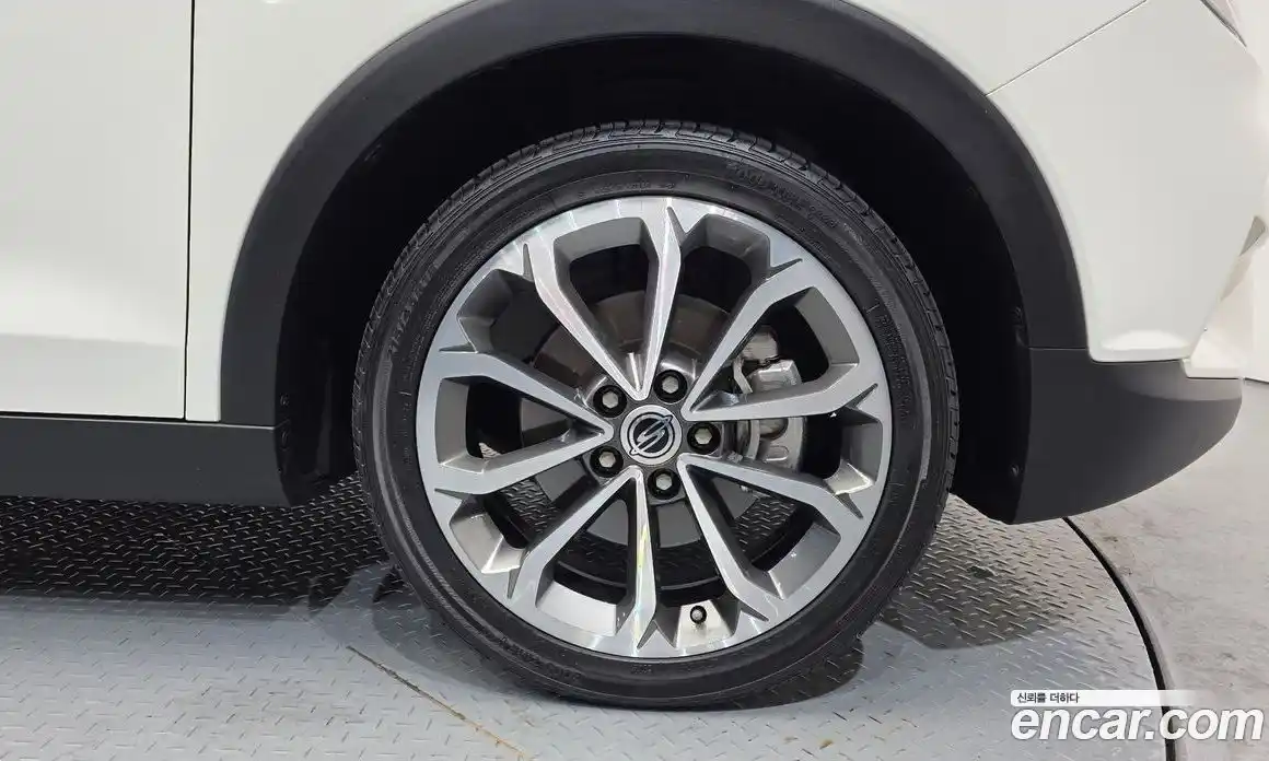 SsangYong TIBOLI 2017 1.6 Автомат в Москве № 616487, фото 5