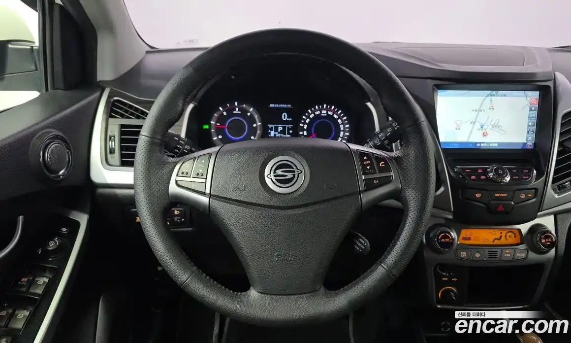 SsangYong Korando 2016 2.2 Автомат в Москве № 616781, фото 14