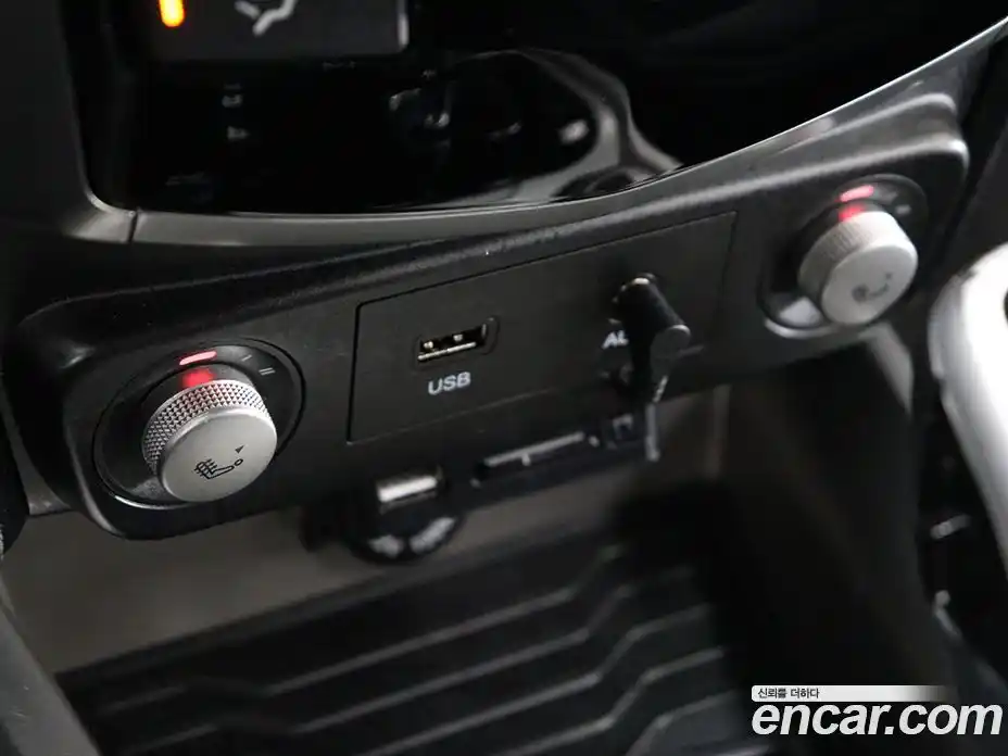 SsangYong TIBOLI 2016 1.6 Автомат в Москве № 617752, фото 11