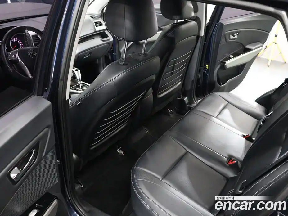 SsangYong TIBOLI 2016 1.6 Автомат в Москве № 617752, фото 17