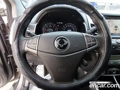 SsangYong Korando 2015 2.0 Автомат в Москве № 617841, миниатюра 8