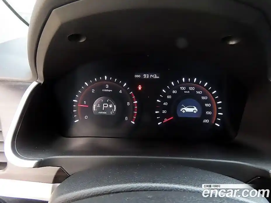 SsangYong Korando 2015 2.0 Автомат в Москве № 617841, фото 9