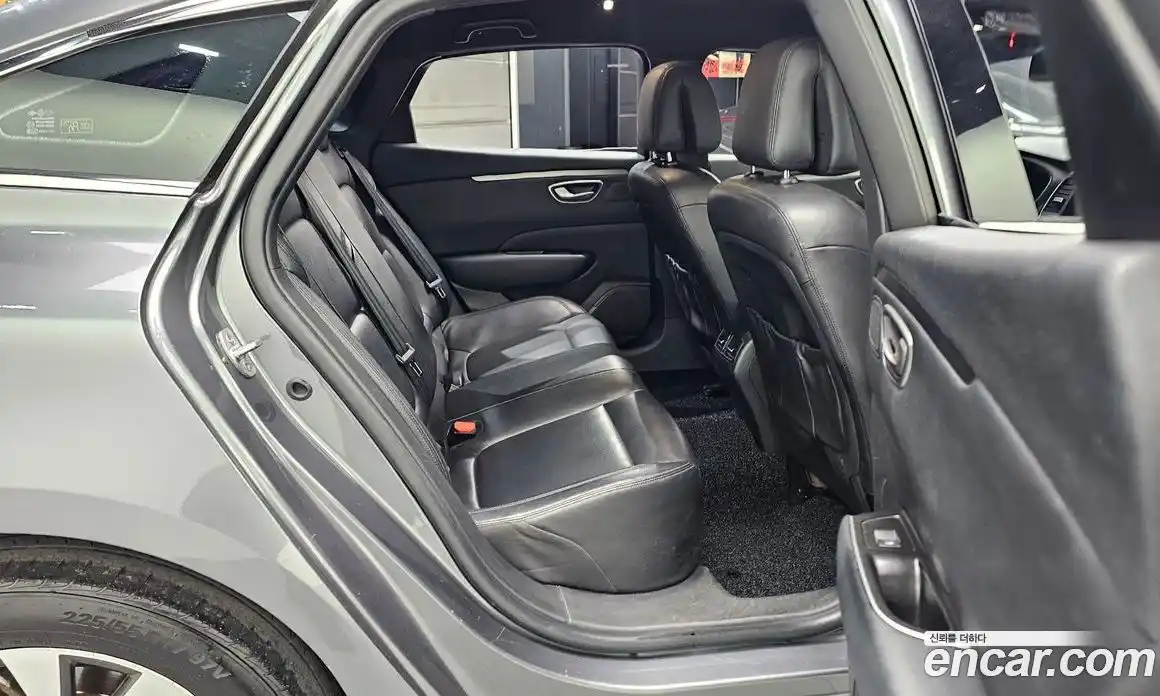 Renault SM6 2024 2.0 Автомат в Москве № 618118, фото 12