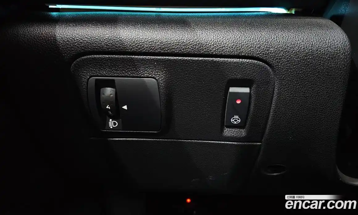 Renault SM6 2024 2.0 Автомат в Москве № 618118, фото 17