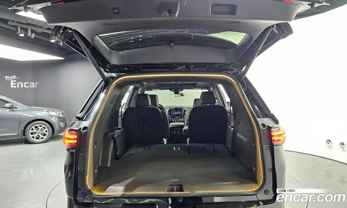 Chevrolet Traverse 2023 3.6 Автомат в Москве № 618151, фото 19