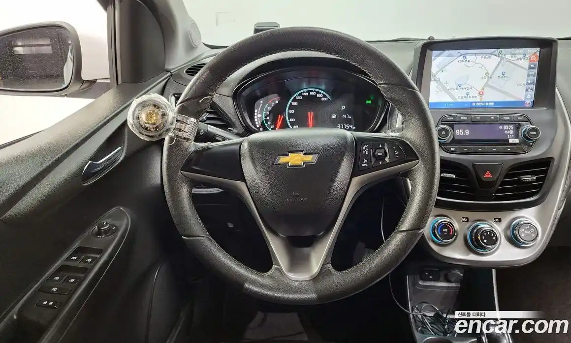 Chevrolet Spark 2017 1.0 Автомат в Москве № 618167, фото 15