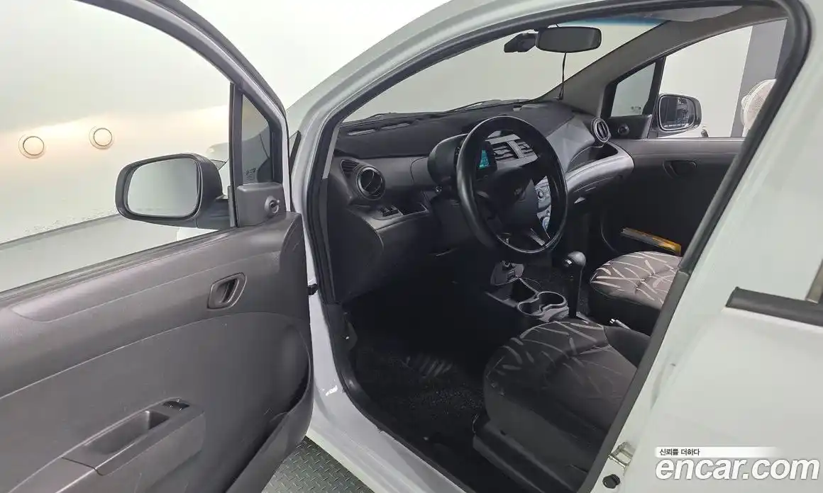 Chevrolet Spark 2013 1.0 Автомат в Москве № 618926, фото 11