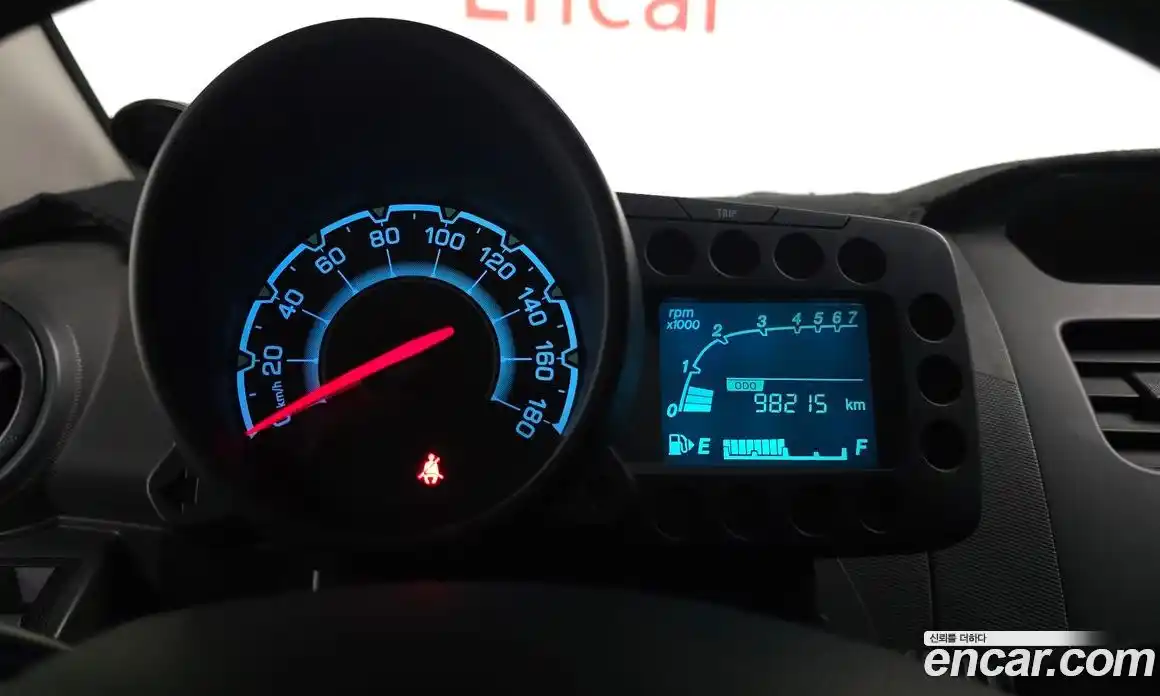 Chevrolet Spark 2013 1.0 Автомат в Москве № 618926, фото 8