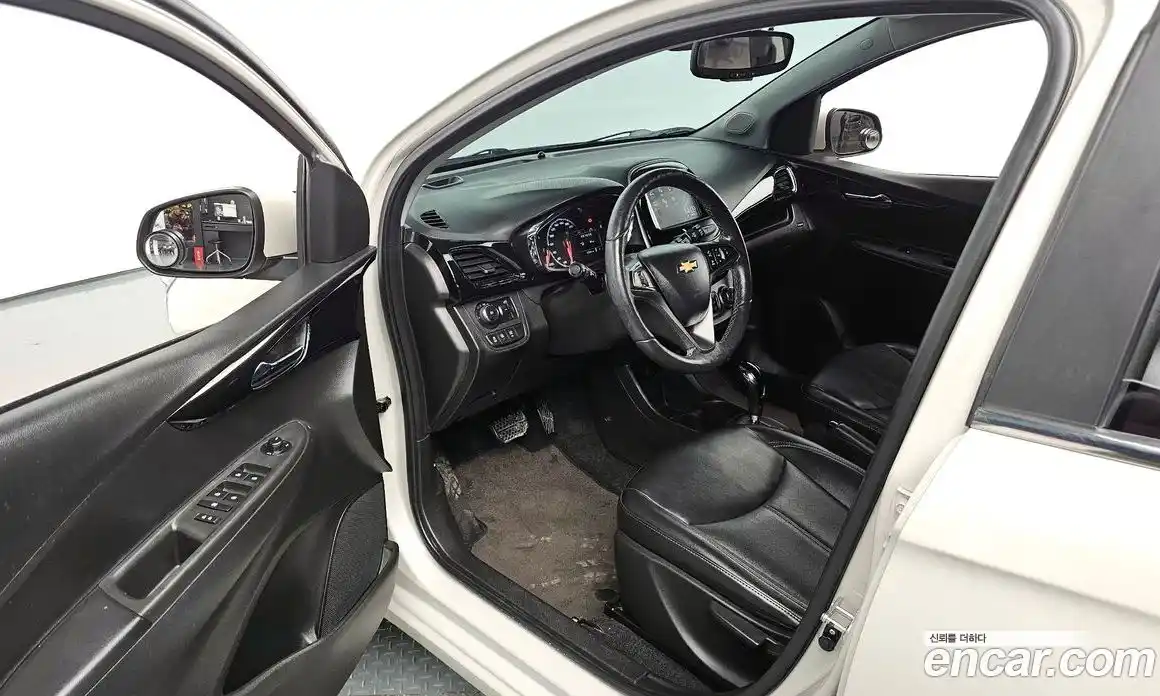 Chevrolet Spark 2016 1.0 Автомат в Москве № 619221, фото 11