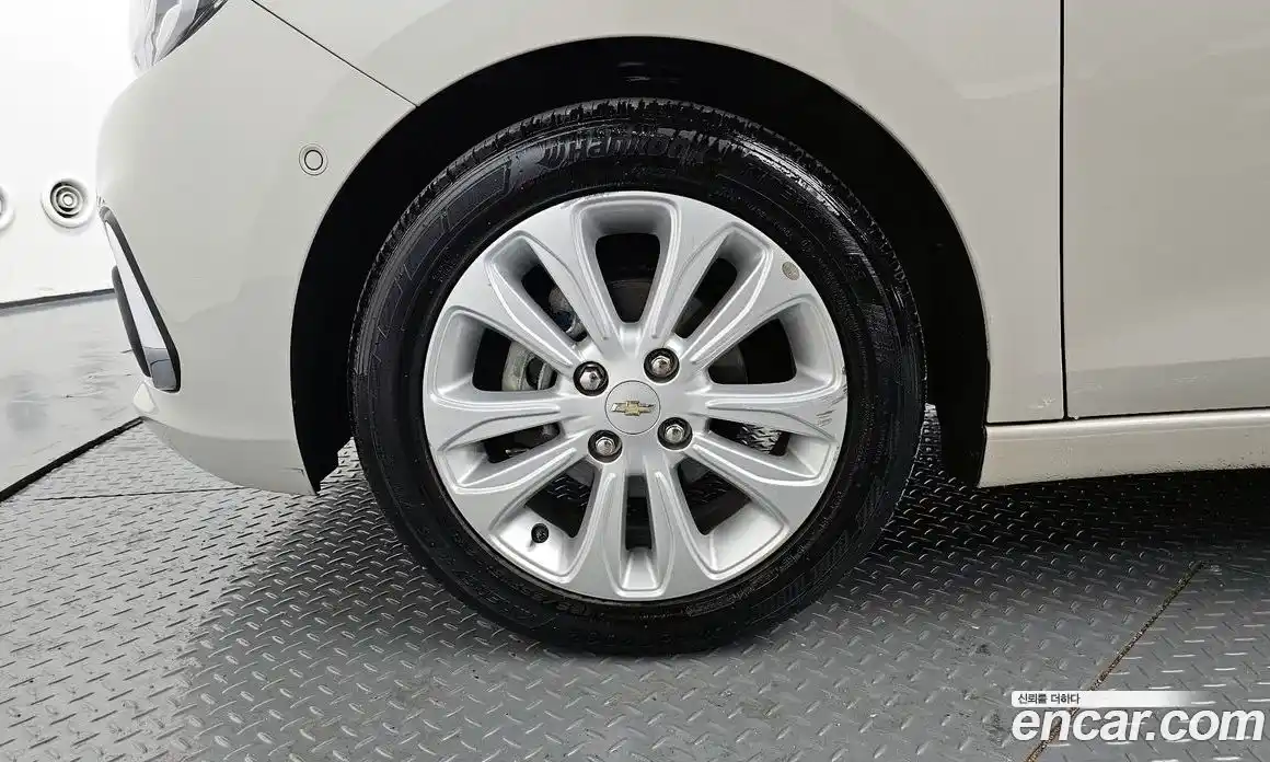 Chevrolet Spark 2016 1.0 Автомат в Москве № 619221, фото 5