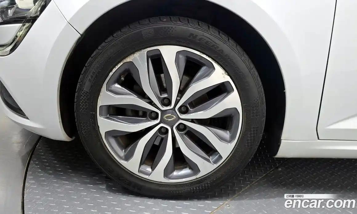 Renault SM6 2017 2.0 Автомат в Москве № 619837, фото 4