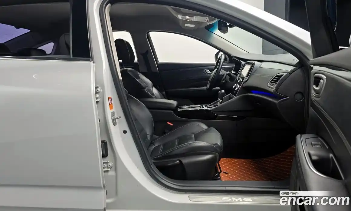 Renault SM6 2017 2.0 Автомат в Москве № 619837, фото 9