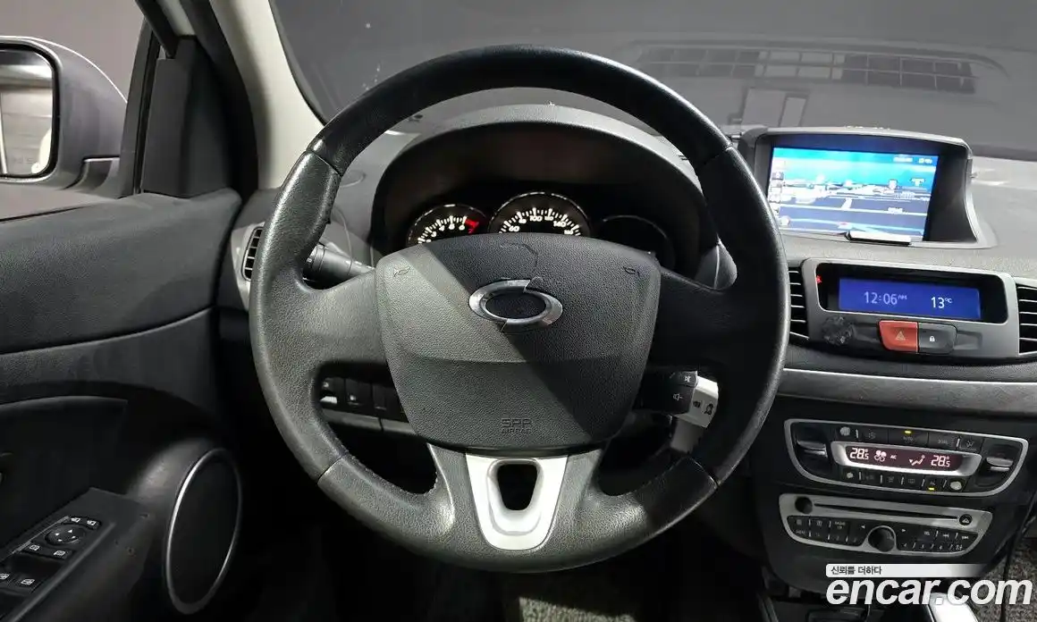 Renault SM3 2011 1.6 Автомат в Москве № 619851, фото 13