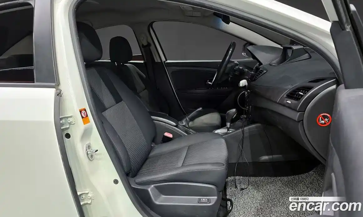 Renault SM3 2011 1.6 Автомат в Москве № 619851, фото 10