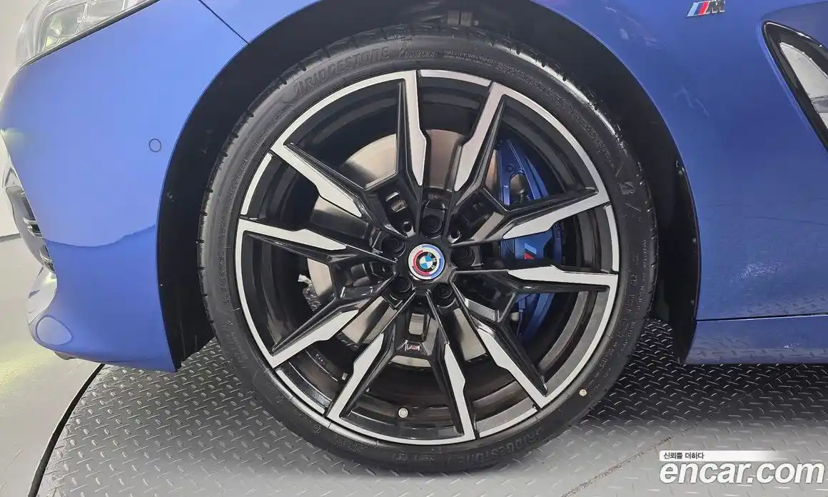 BMW 8-Series 2023 4.4 Автомат в Москве № 620820, фото 5