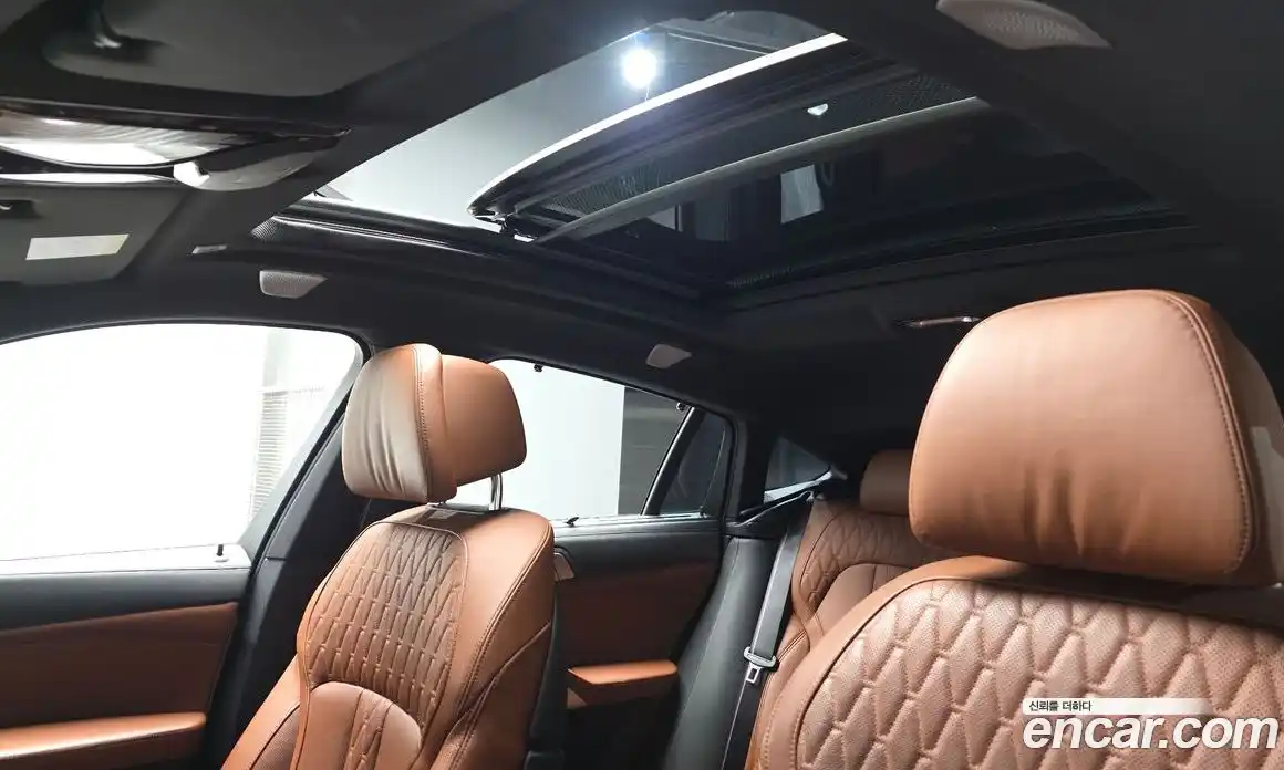 BMW X6 2023 4.4 Автомат в Москве № 621016, фото 17