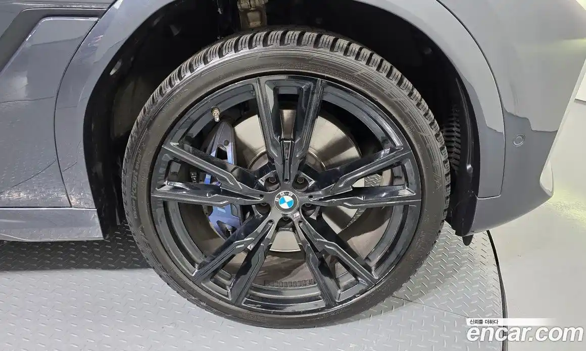 BMW X6 2021 4.4 Автомат в Москве № 622277, фото 5