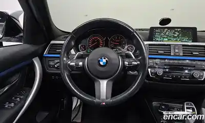 BMW 3-Series 2018 2.0 Автомат в Москве № 622510, миниатюра 12